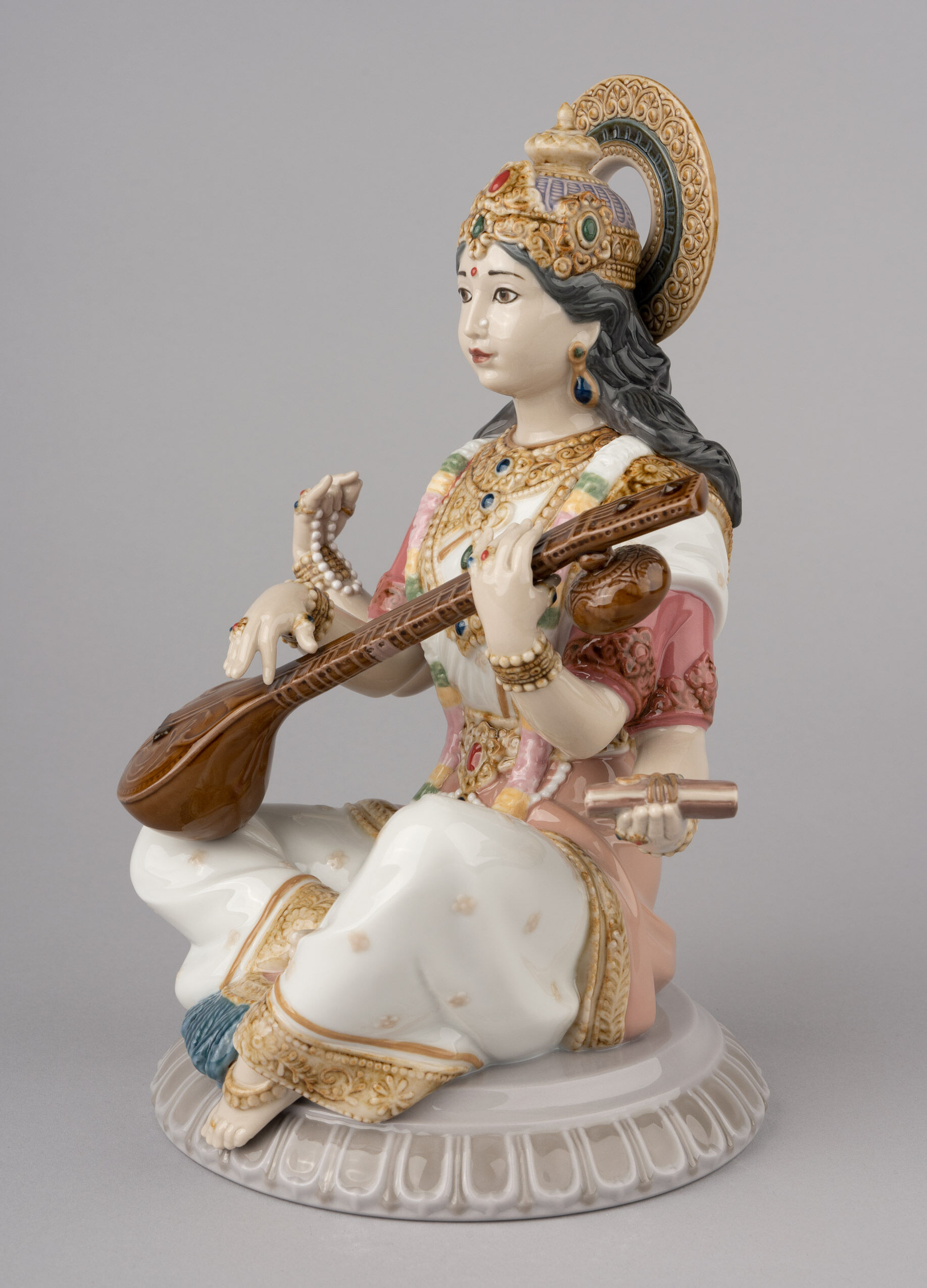 Статуэтка "Богиня Сарасвати" Lladro