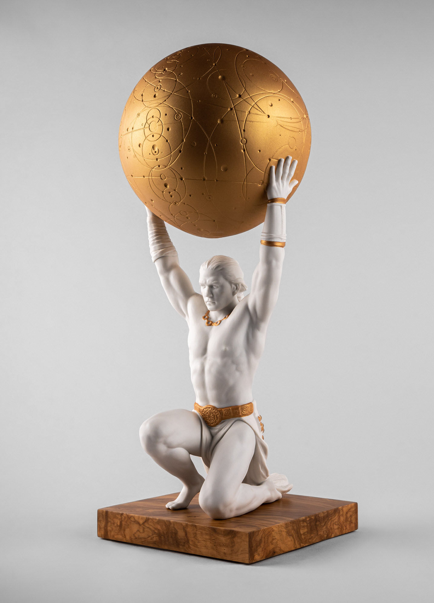 Статуэтка "Atlas" Lladro