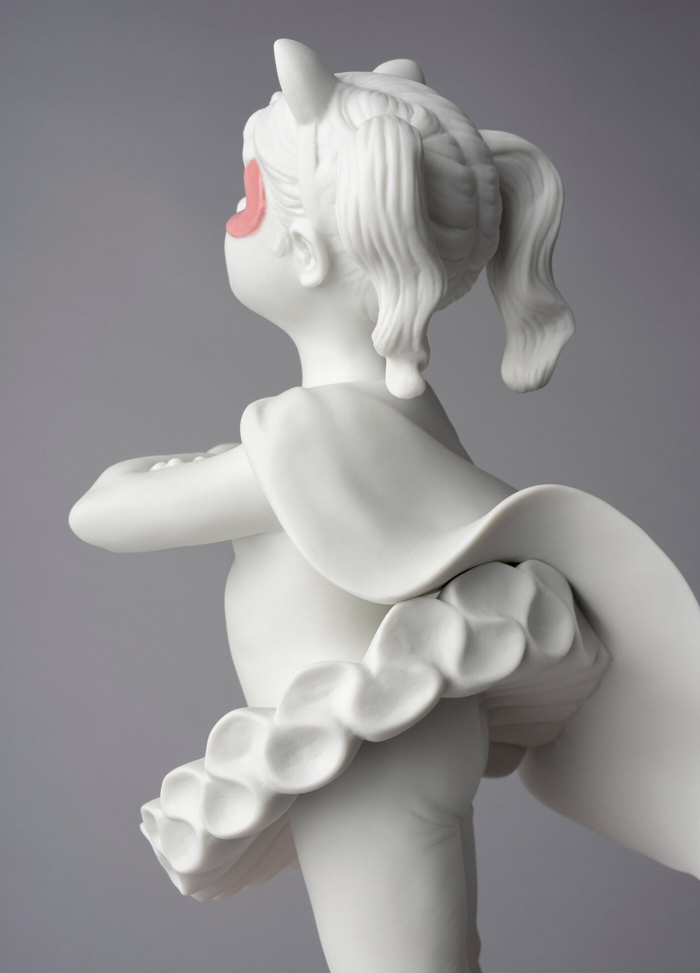 Статуэтка "Супергероиня" Lladro