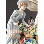 Статуэтка "Цветочный рынок" Lladro (Лимитированная серия 750 экз.)