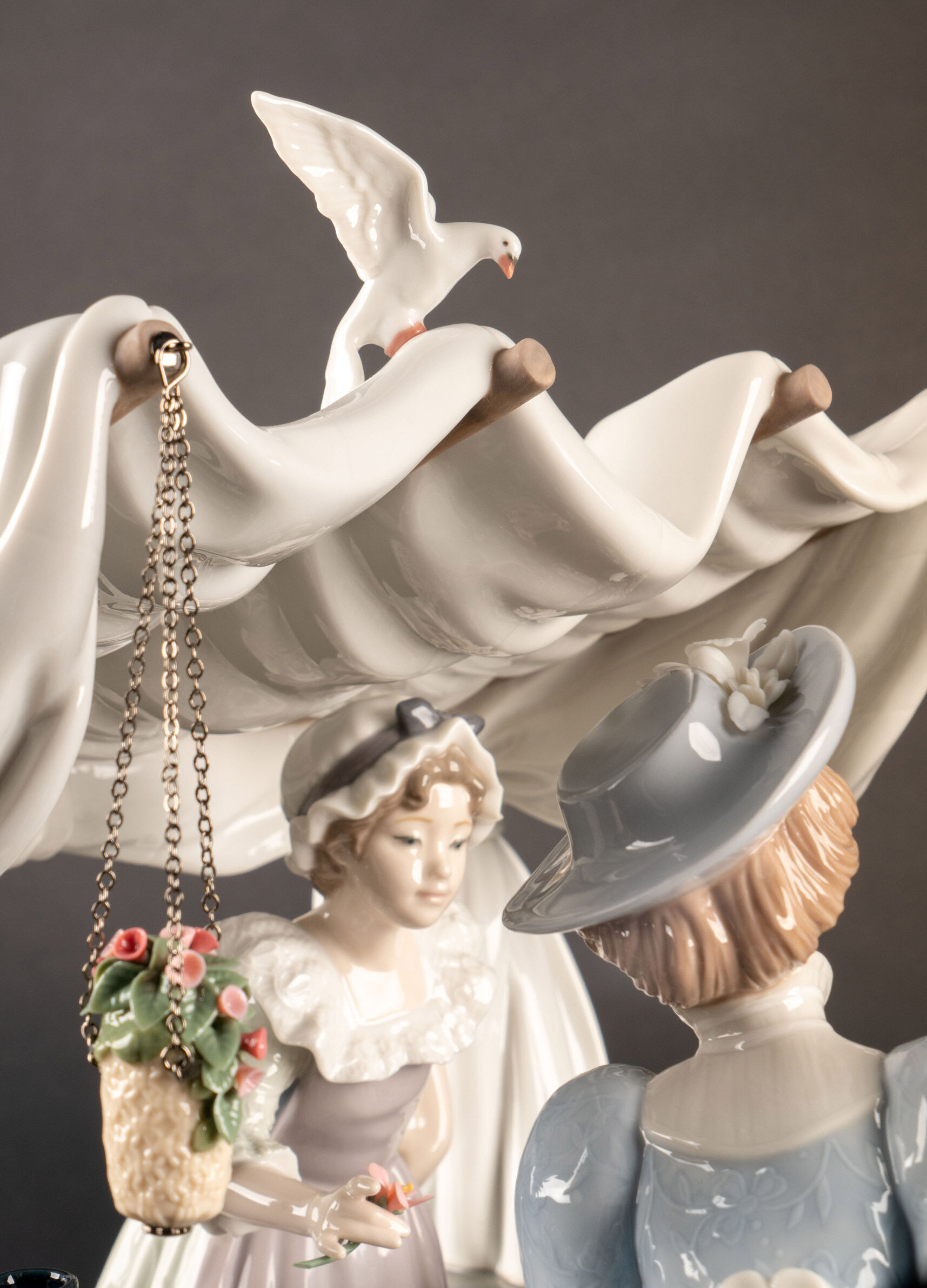 Статуэтка "Цветочный рынок" Lladro (Лимитированная серия 750 экз.)