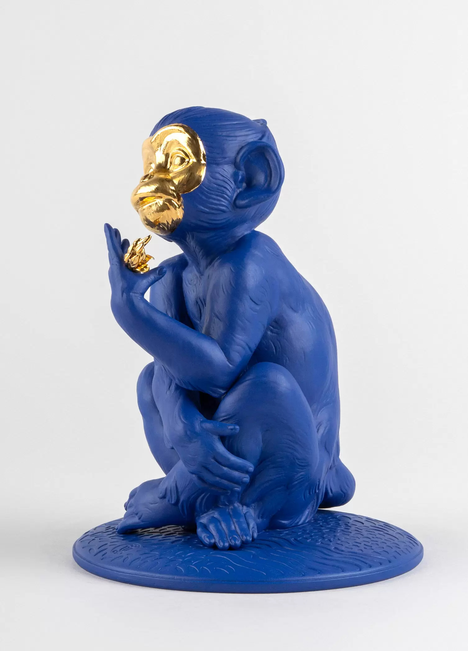 Статуэтка "Маленькая обезьяна" Lladro