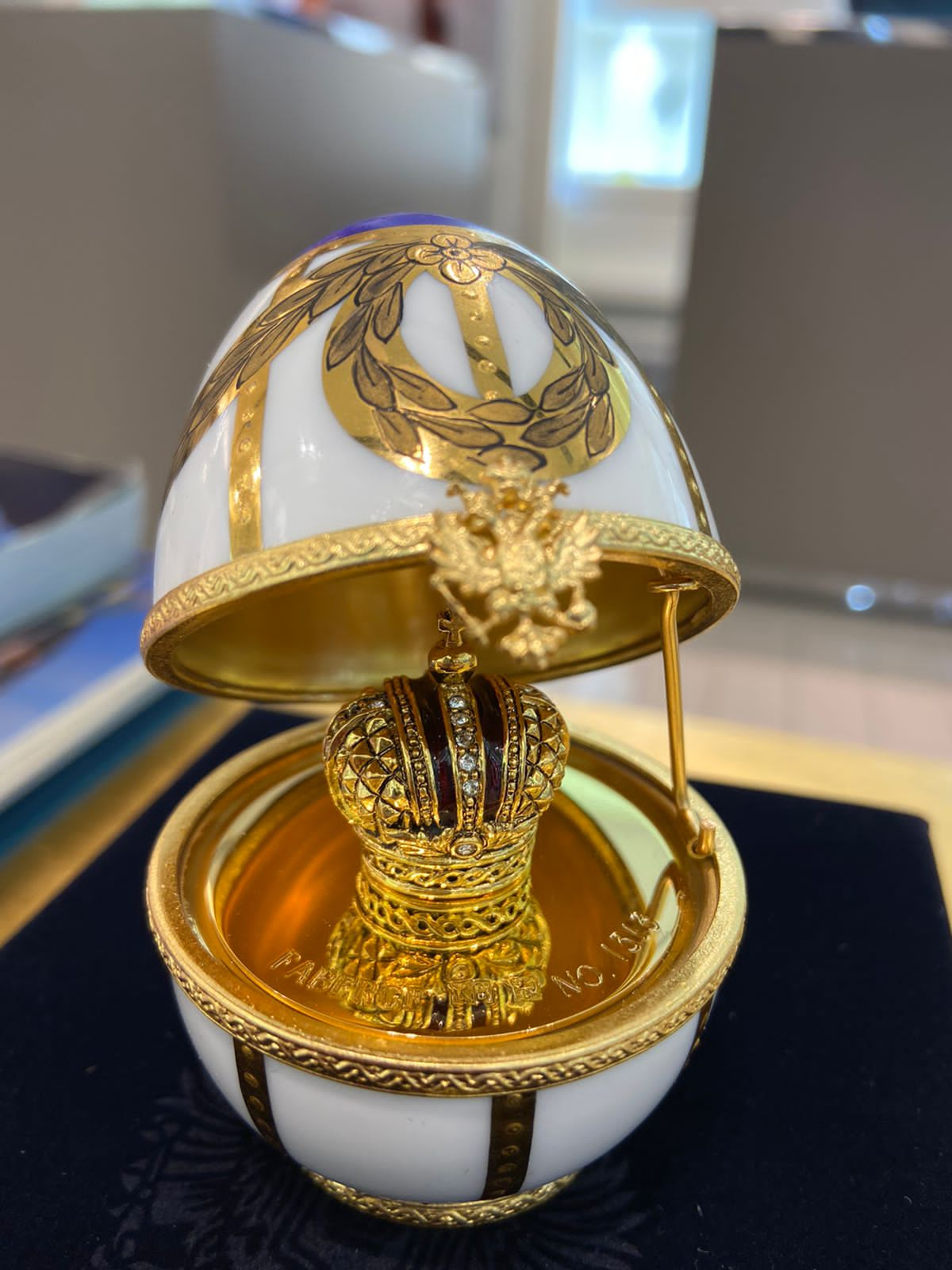 Яйцо "Корона" FABERGE