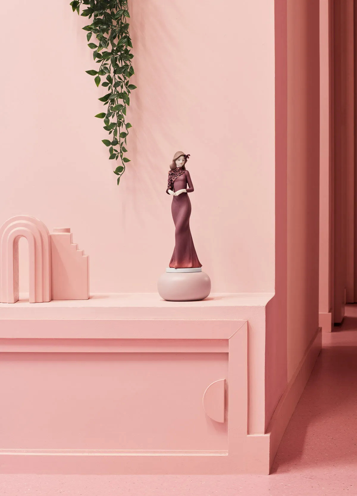 Статуэтка "Вечный стиль" Lladro