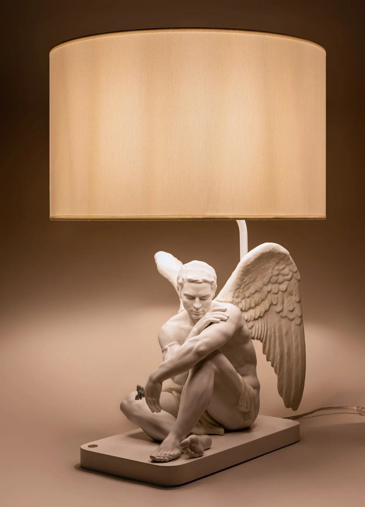 Настольная лампа "Мужчина-ангел" Lladro