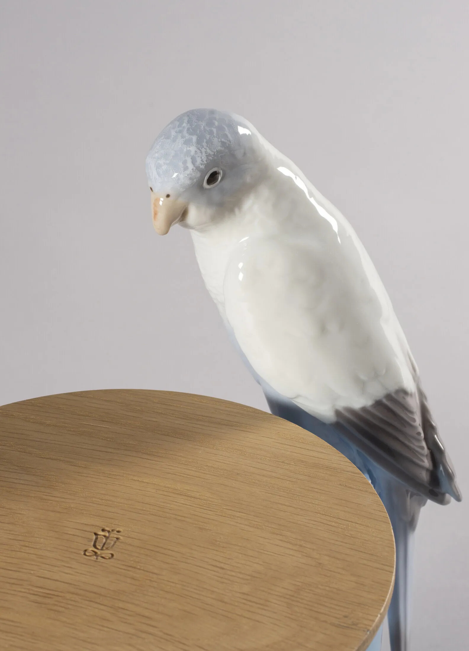 Подсвечник на 1 свечу "Попугай" голубой Lladro