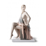 Статуэтка "Обнаженная девушка в шали" Lladro