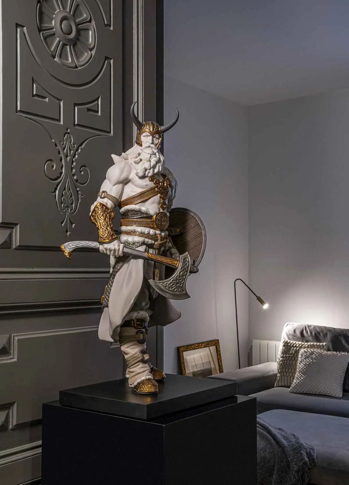 Статуэтка "Odin" Lladro