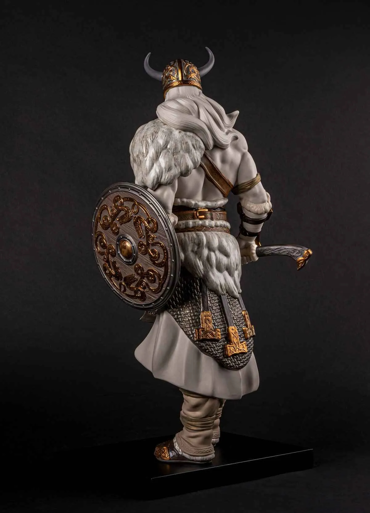 Статуэтка "Odin" Lladro