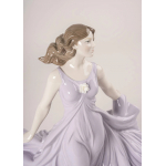 Статуэтка "Танцующая на ветру" Lladro